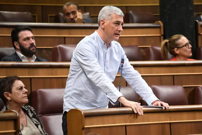 Bildu pide al Gobierno su respaldo para prohibir la publicidad de pisos turísticos ilegales