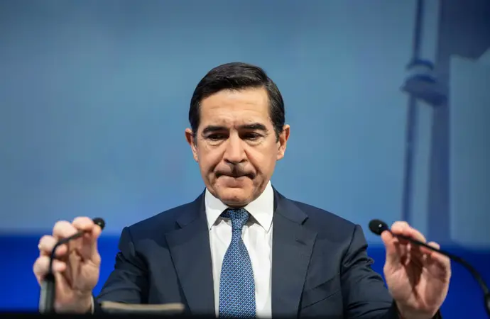 La OPA de BBVA sobre Sabadell concluye este viernes